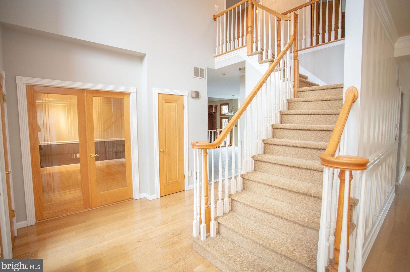 5 Hidden Hollow Dr, Trenton, NJ 08620