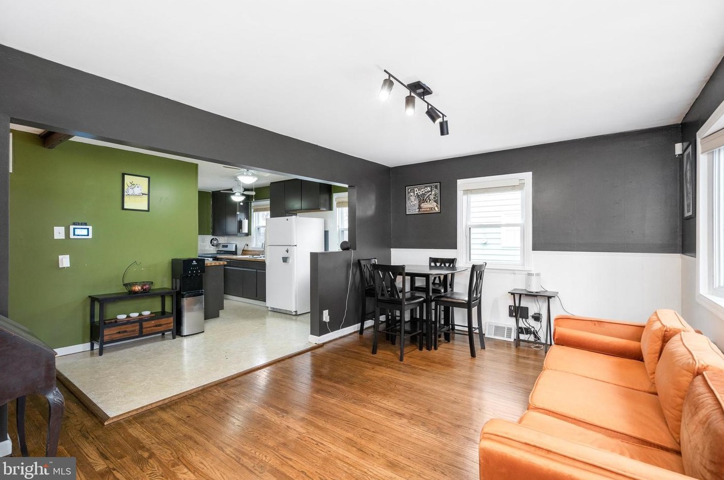 310 Wynnewood Rd, Trenton NJ  08628-3226 exterior