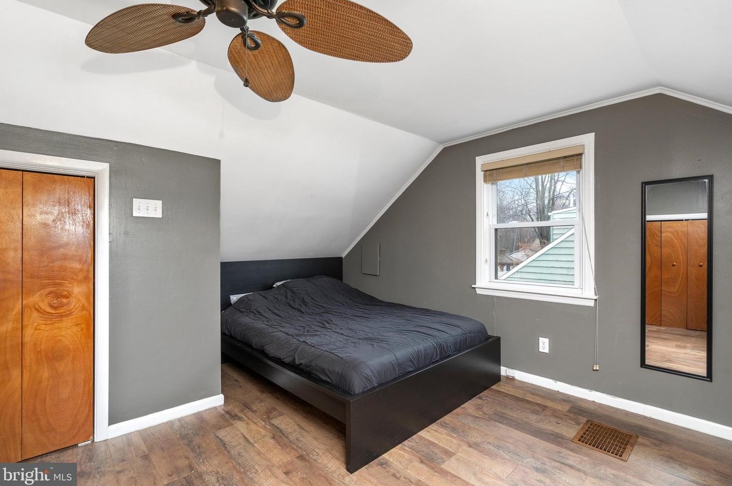 310 Wynnewood Rd, Trenton NJ  08628-3226 exterior