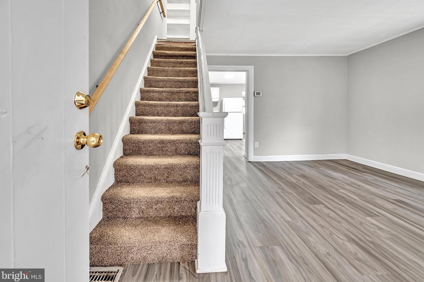 29 Hazelhurst Ave, Lawrence Township, NJ 08638