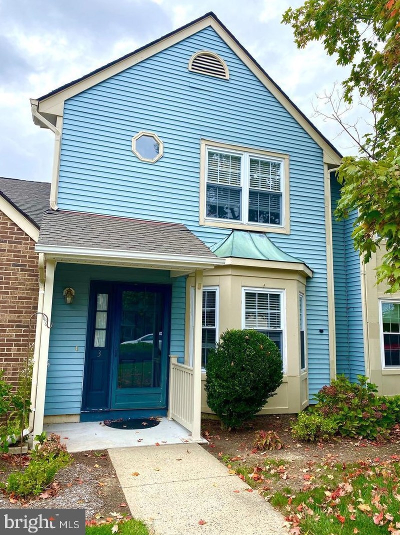 3 Witherspoon Ct, East Windsor, NJ 08520