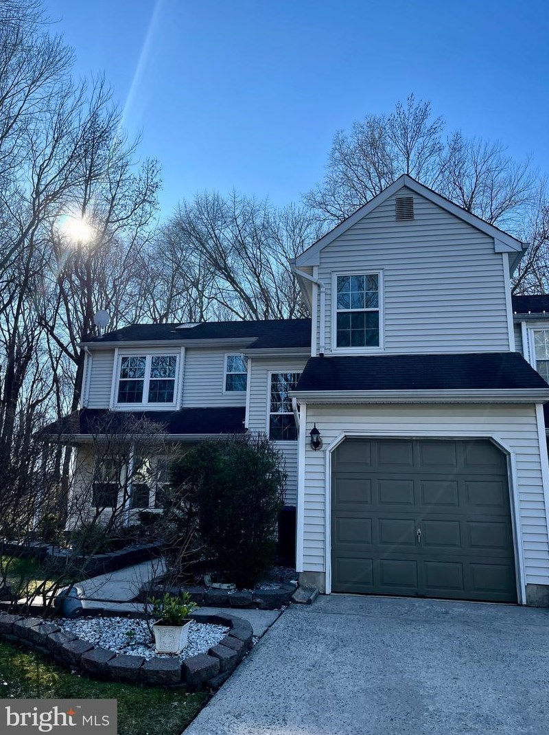 59 Evergreen Dr, East Windsor, NJ 08520-2317