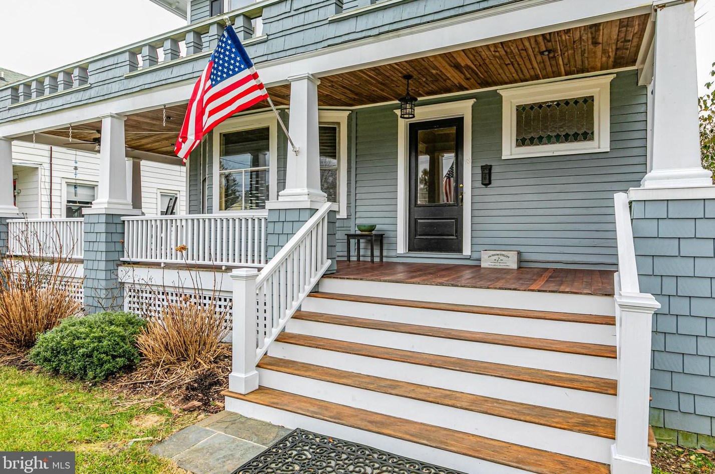 101 W Broad St, Hopewell Township, NJ 08525
