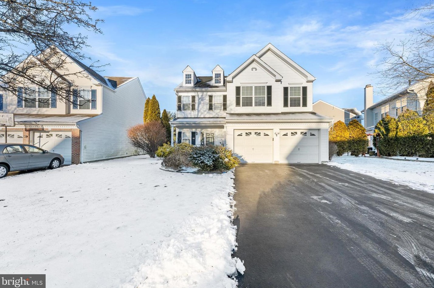 51 Brownstone Rd, East Windsor, NJ 08520