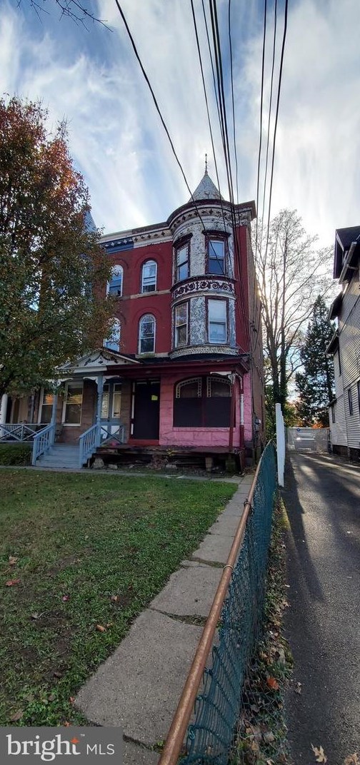 715 W State St, Trenton, NJ 08618