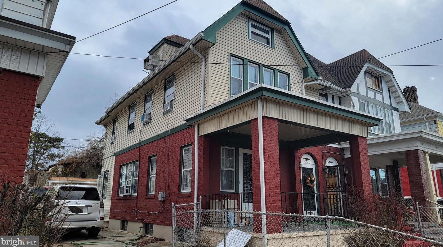 223 Euclid Ave, Trenton, NJ 08609