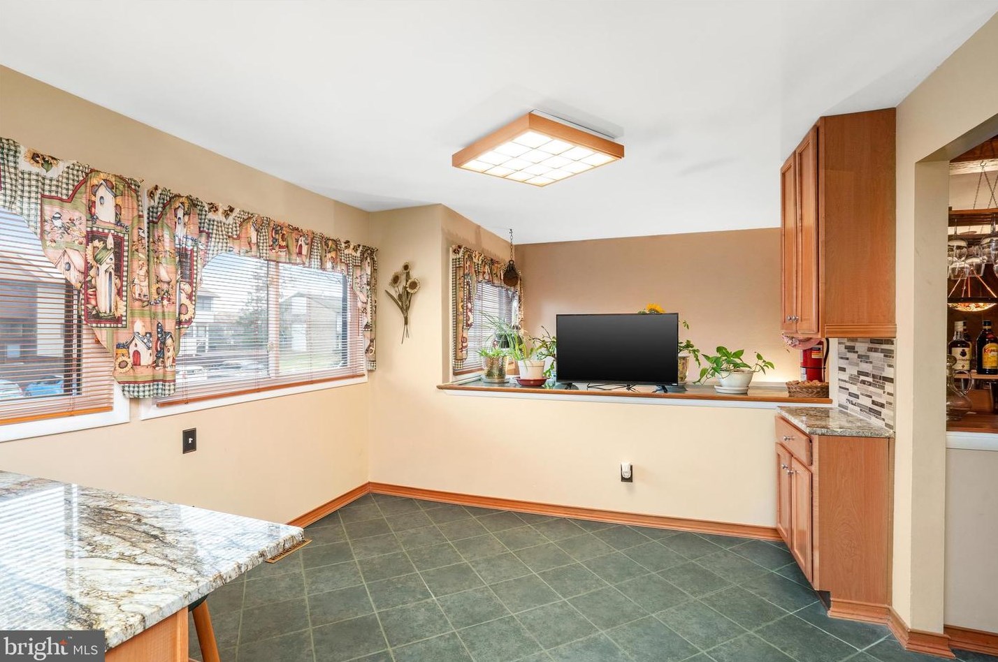 366 Iverson Pl, East Windsor NJ  08520-5314 exterior