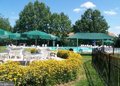 366 Iverson Pl, East Windsor NJ  08520-5314 exterior