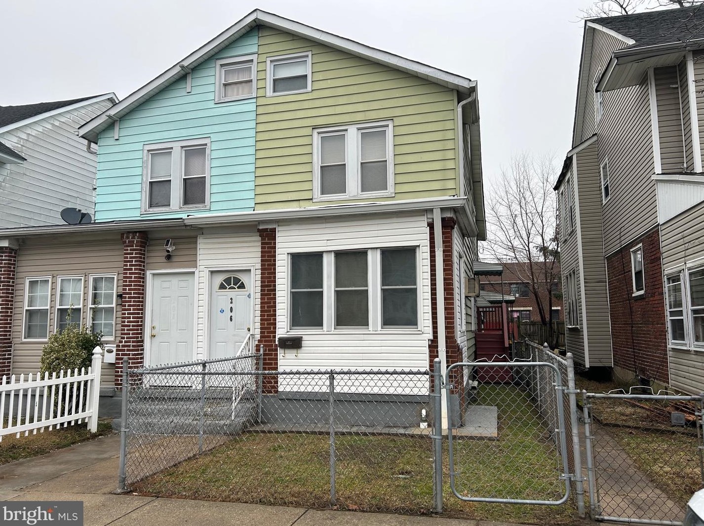 206 Woodlawn Ave, Trenton, NJ 08609-1704