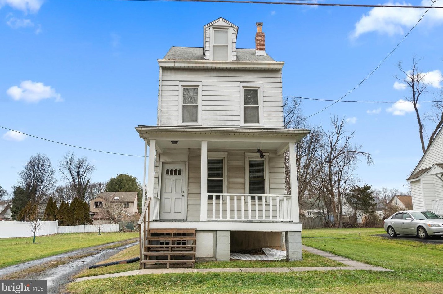 40 Betts Ave, Lawrence Township, NJ 08648