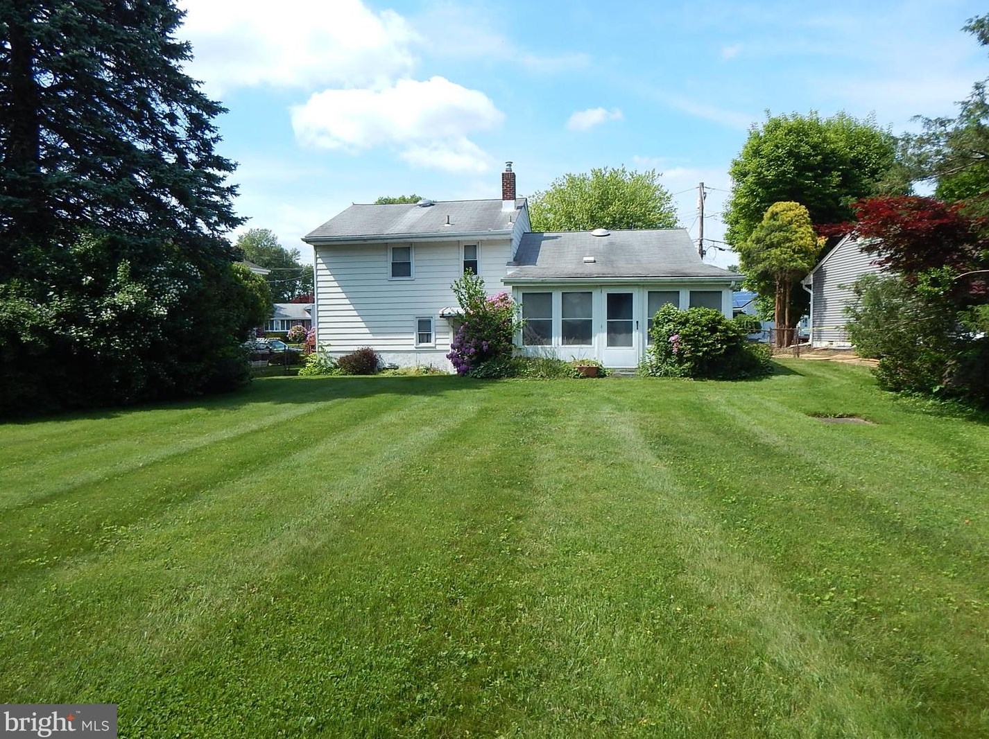 73 Winding Way, Trenton NJ 08620-2626 exterior