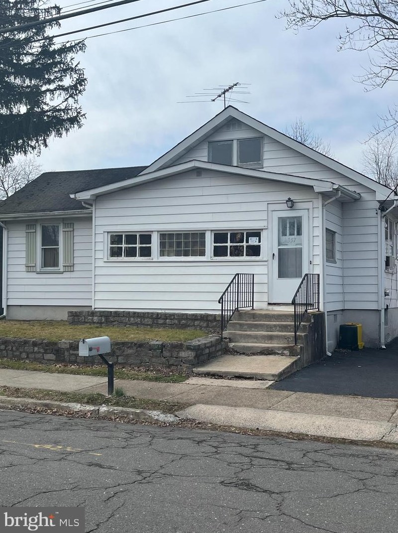357 Marshall Ave, Hamilton Township, NJ 08619