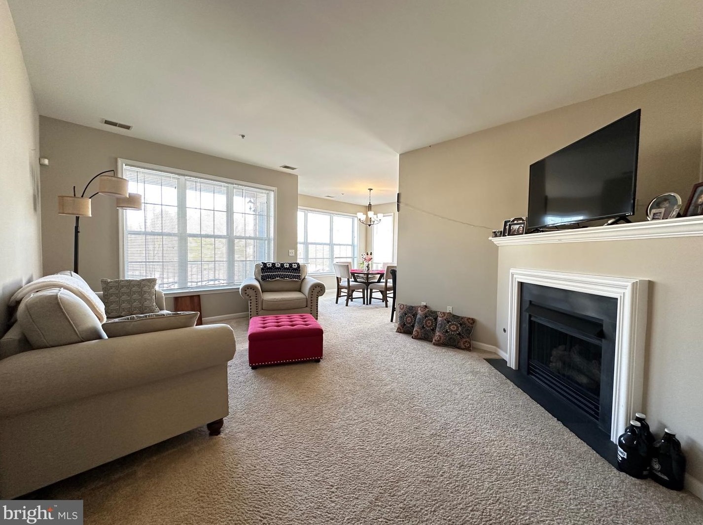 44 Kyle Way, Trenton NJ  08628-2518 exterior