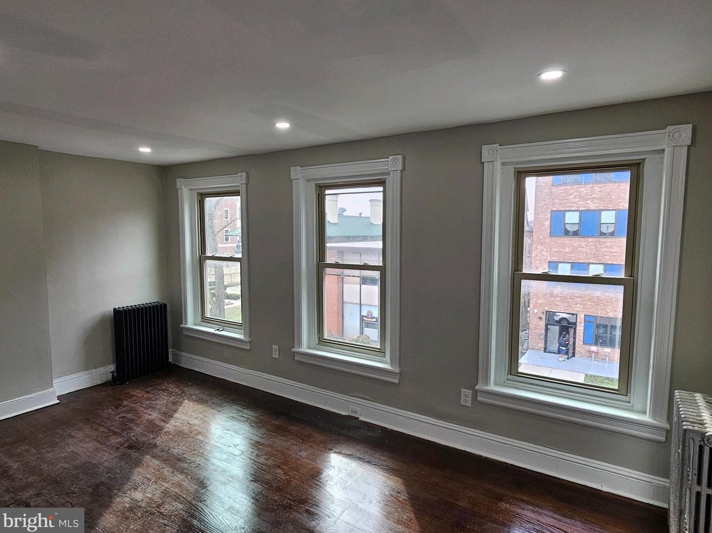 334 State St, Trenton, NJ 08618-5704