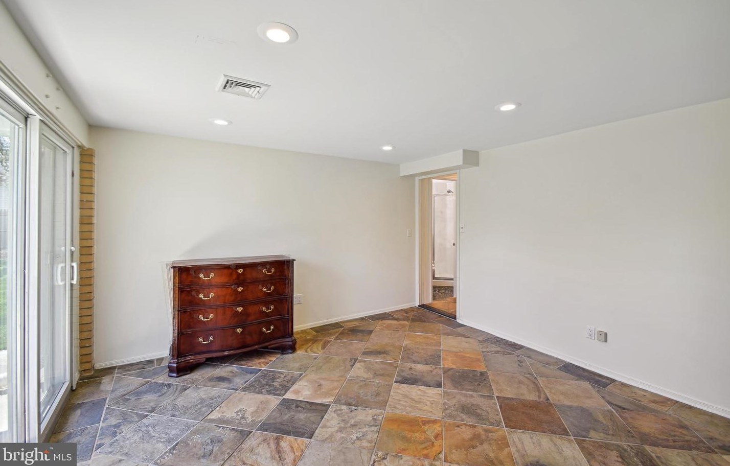 222 Shadybrook Ln, Princeton NJ  08540-4138 exterior