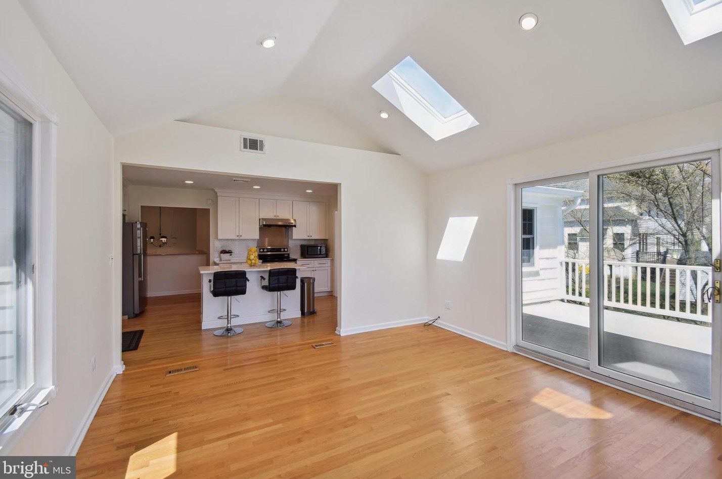 222 Shadybrook Ln, Princeton NJ  08540-4138 exterior