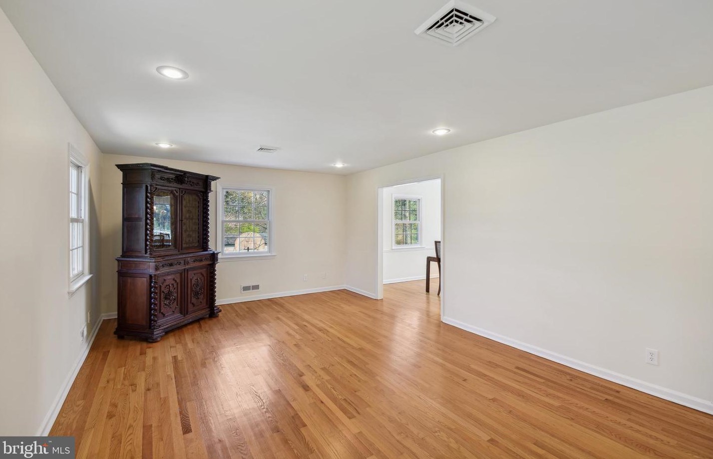 222 Shadybrook Ln, Princeton NJ  08540-4138 exterior