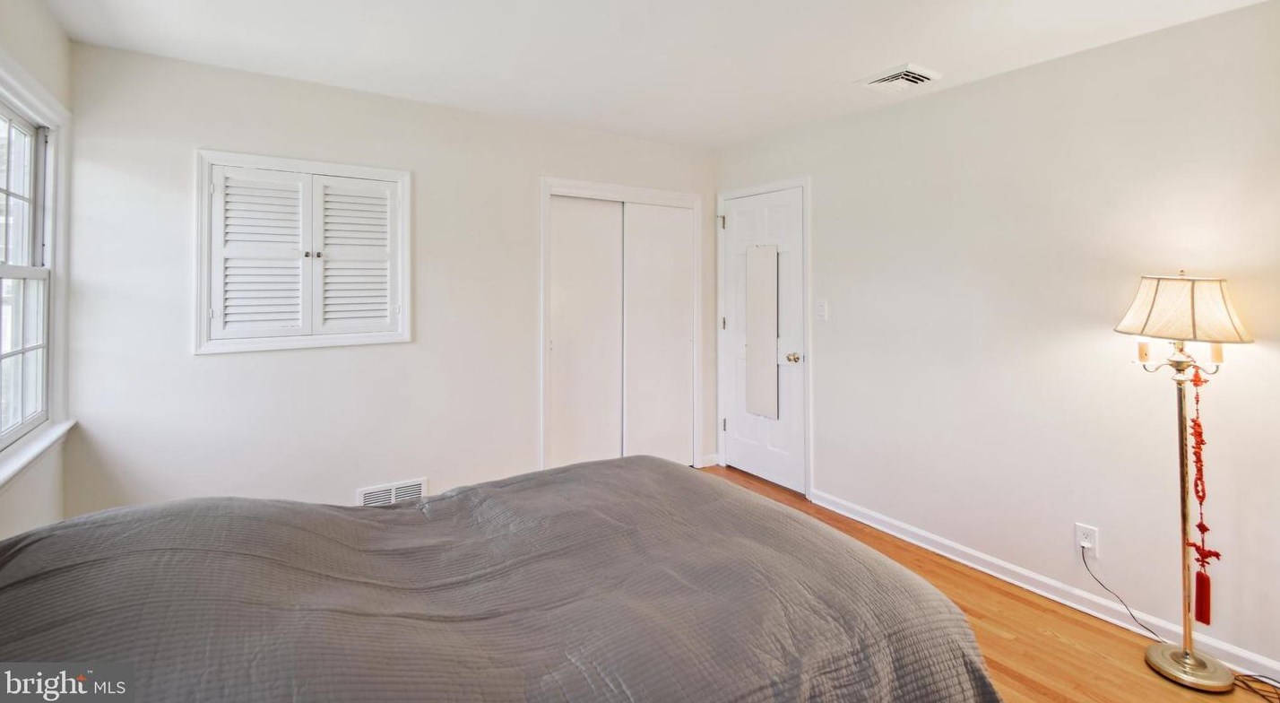 222 Shadybrook Ln, Princeton NJ  08540-4138 exterior