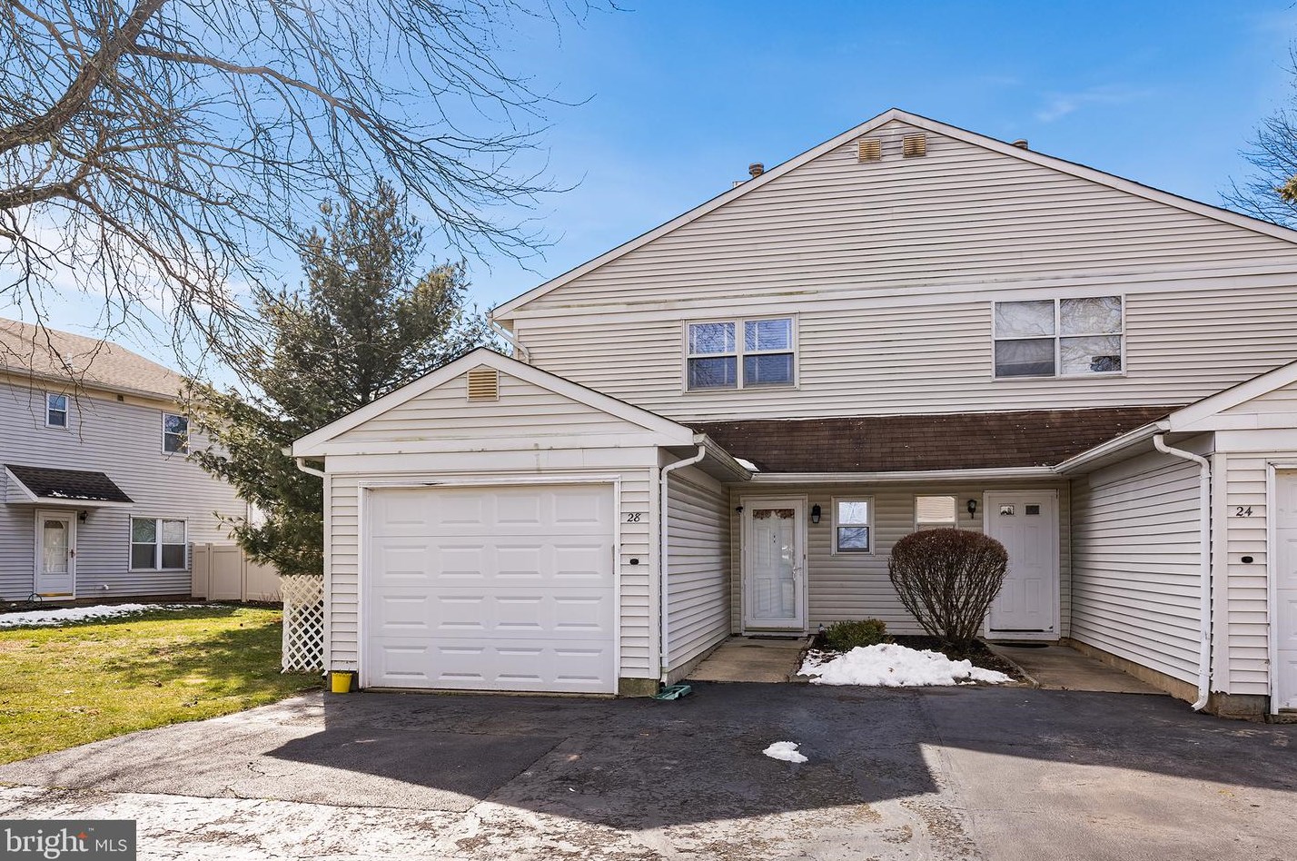 28 Spyglass, East Windsor, NJ 08520