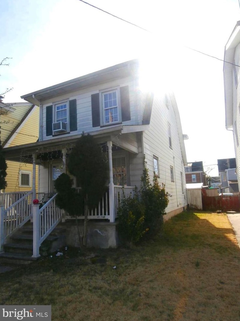 1313 Chambers St, Trenton, NJ 08610