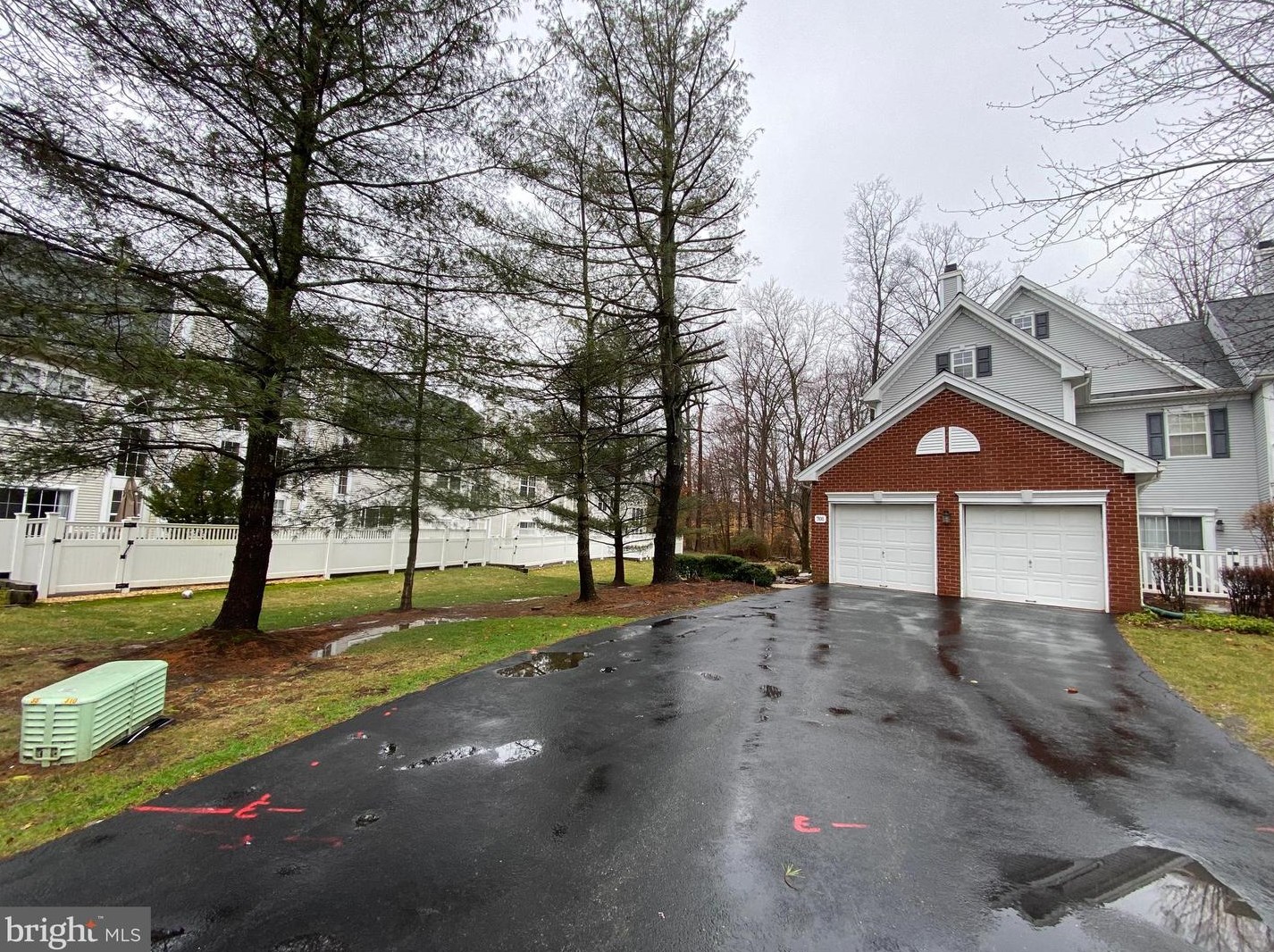 701 Deer Run Ct, Pennington, NJ 08534