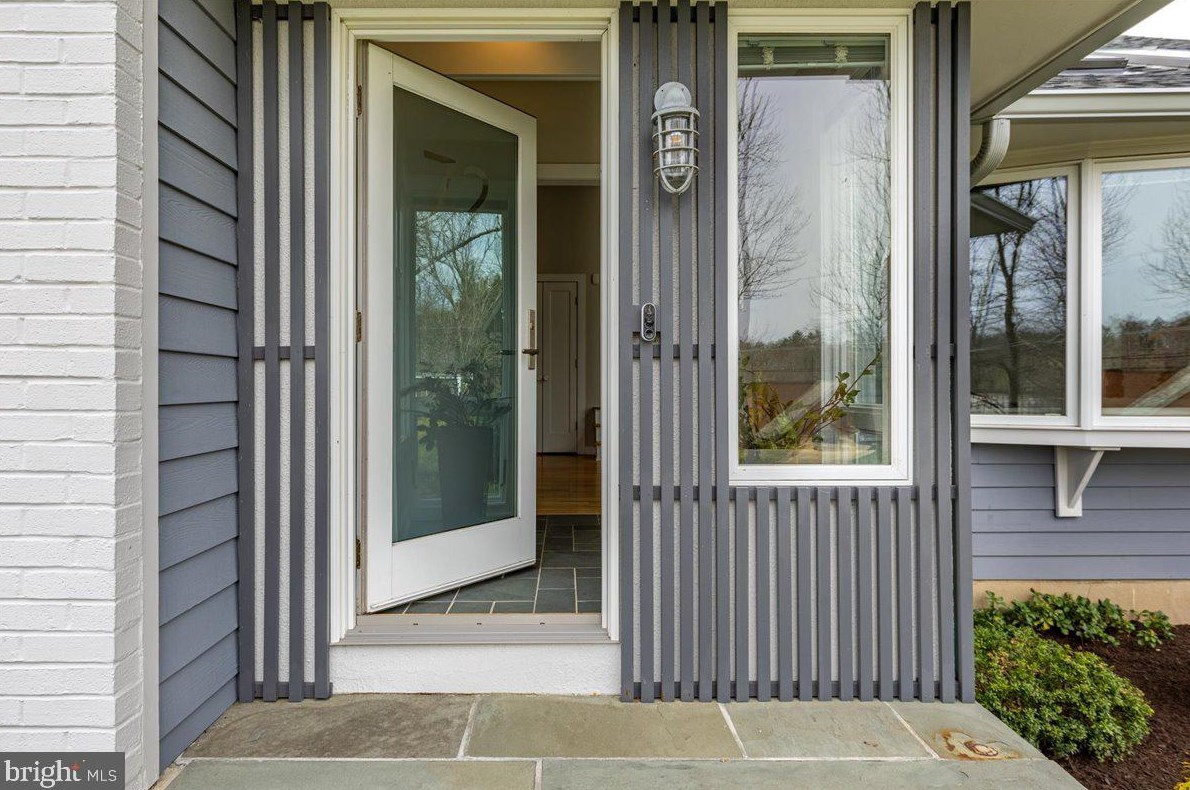 72 Adams Dr, Princeton, NJ 08540-5402