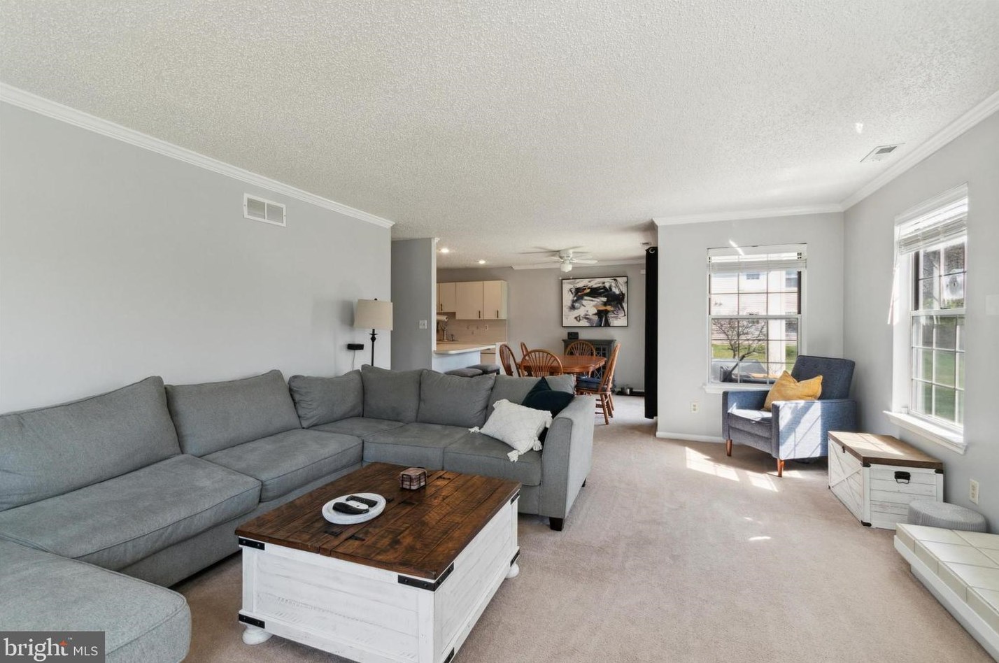 1213 Eagles Chase Dr, Lawrence Township, NJ 08648