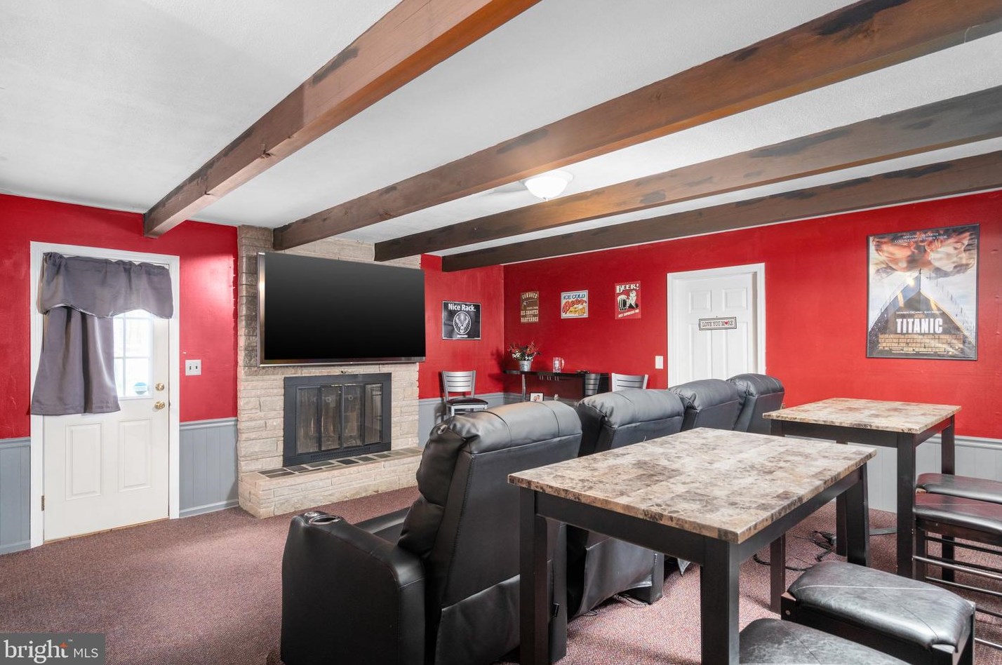 115 Edgebrook Rd, Trenton NJ 08691-3729 exterior