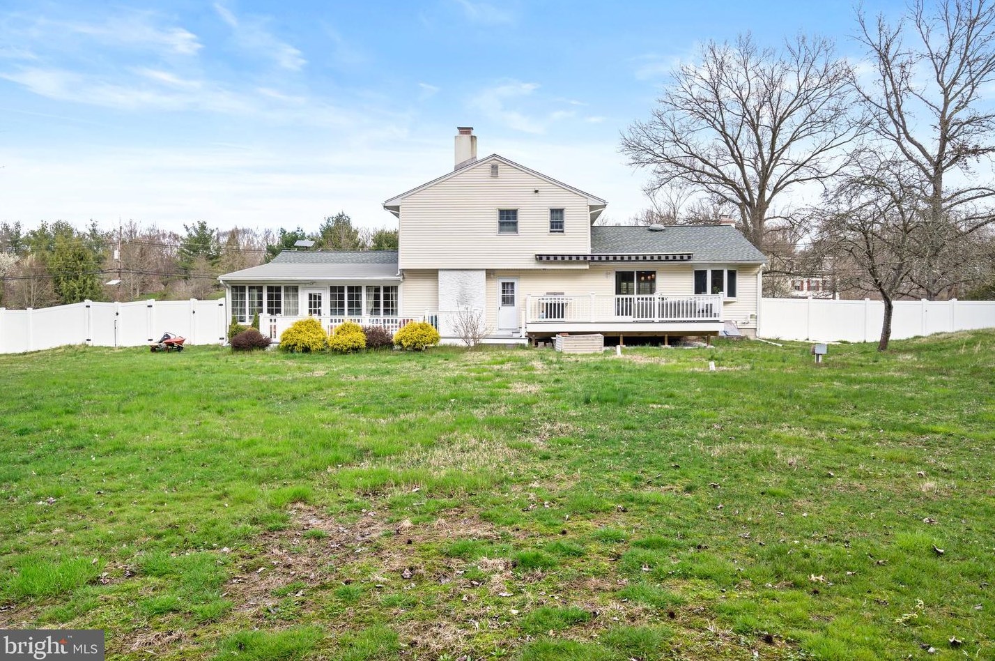 115 Edgebrook Rd, Trenton NJ 08691-3729 exterior