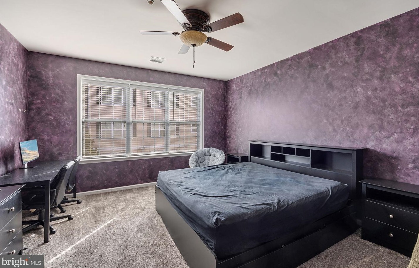 428 Timberlake Dr, Trenton NJ  08618-1475 exterior