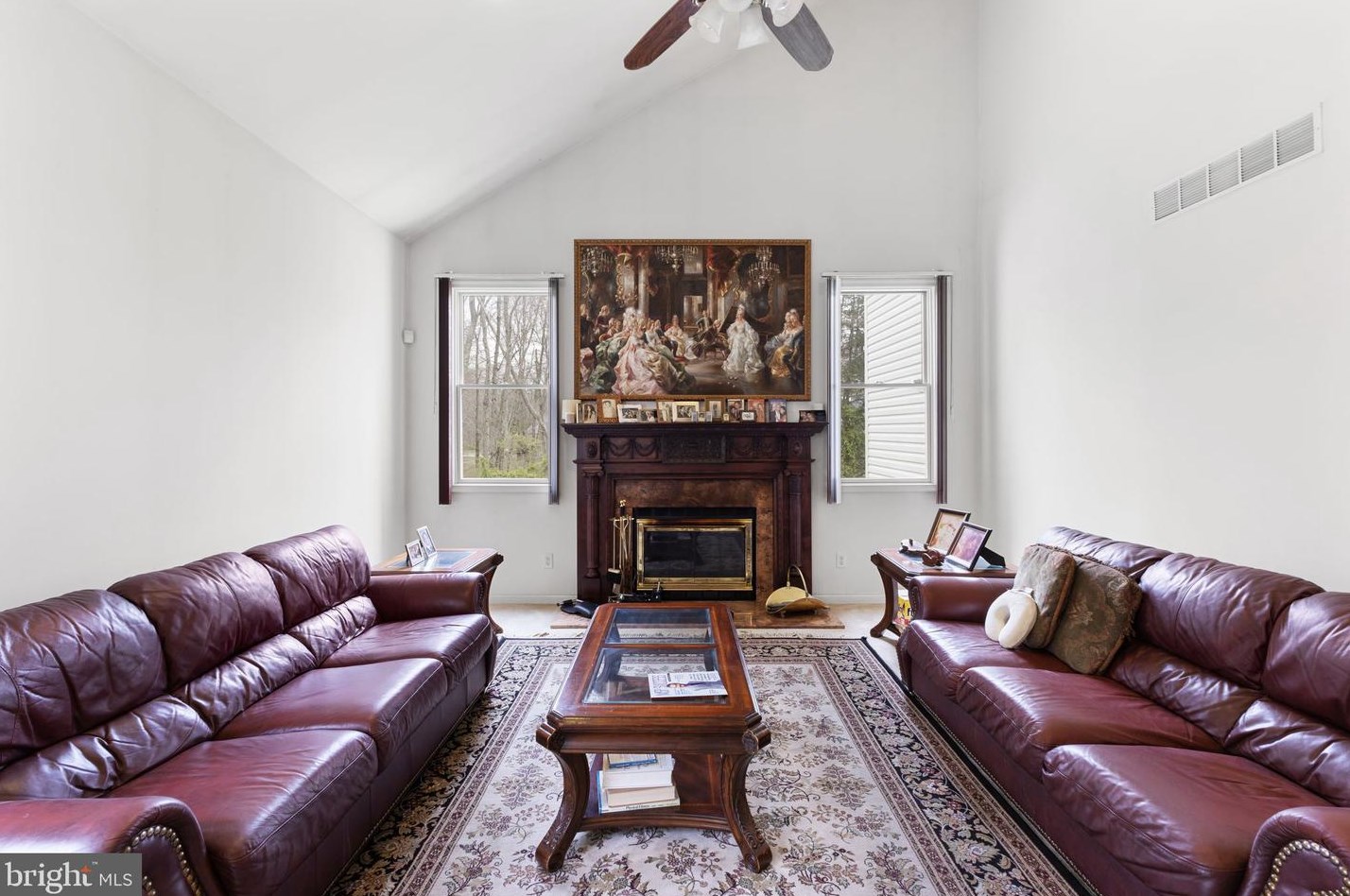 14 Benedek Rd, Princeton NJ  08540-2229 exterior