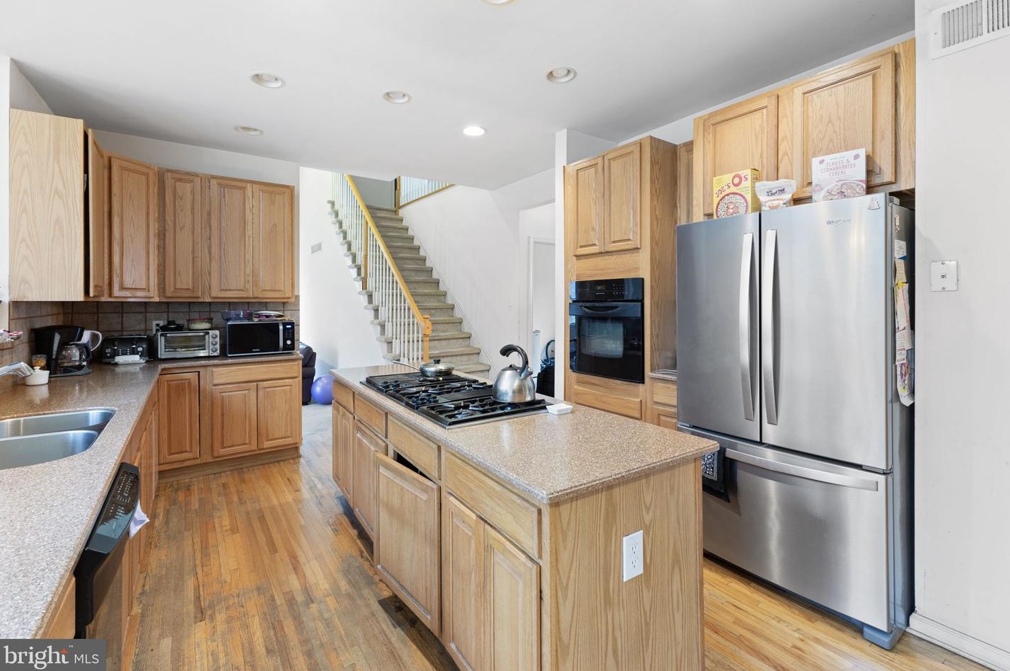 14 Benedek Rd, Princeton NJ  08540-2229 exterior