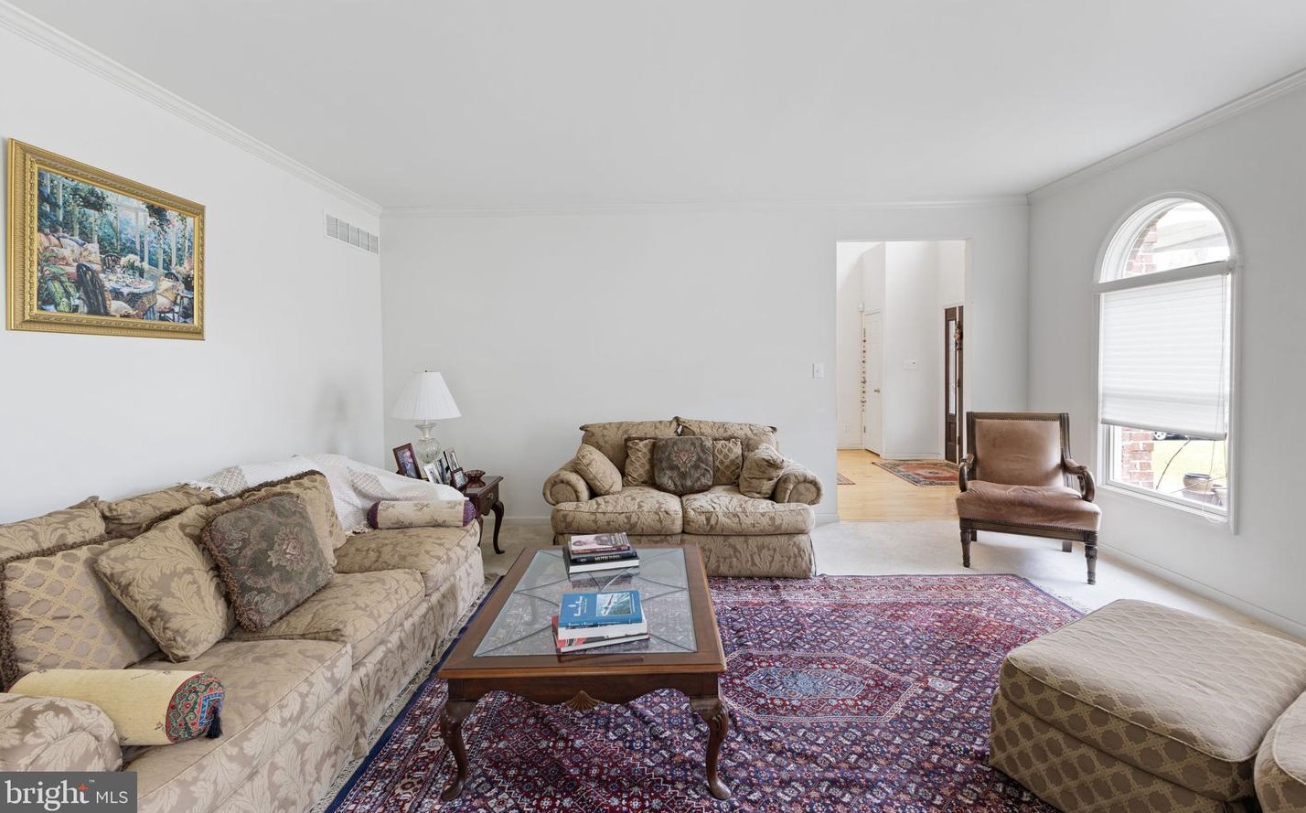 14 Benedek Rd, Princeton NJ  08540-2229 exterior