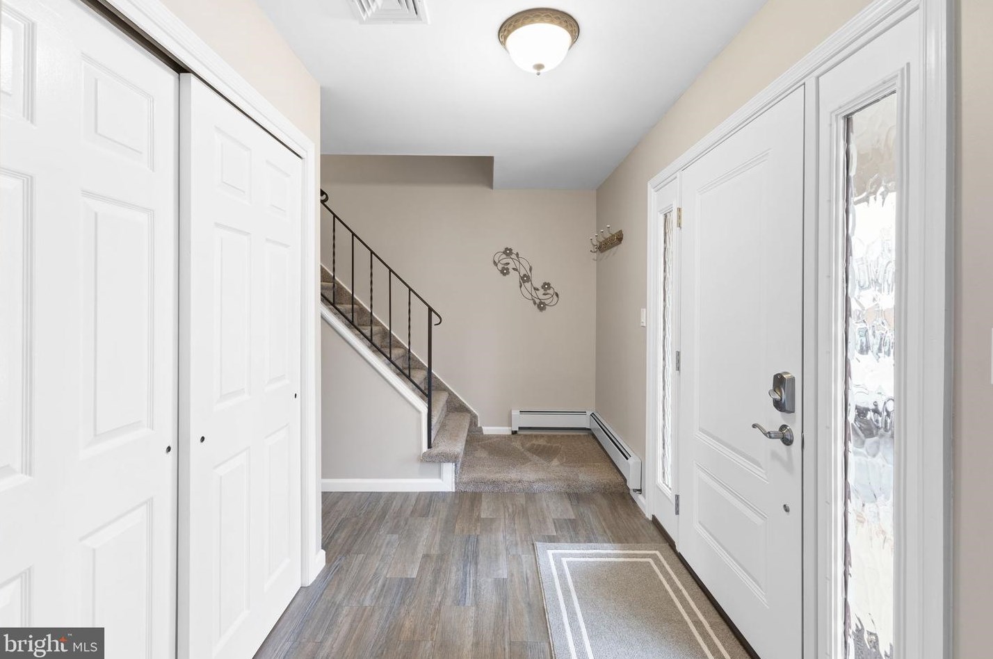 11 Crest Ave, Pennington, NJ 08534-1107