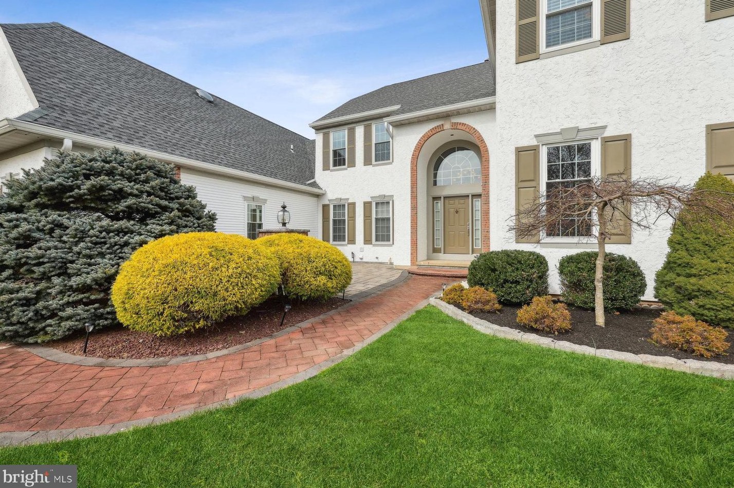11 E Kincaid Dr, W Windsor Township, NJ 08550