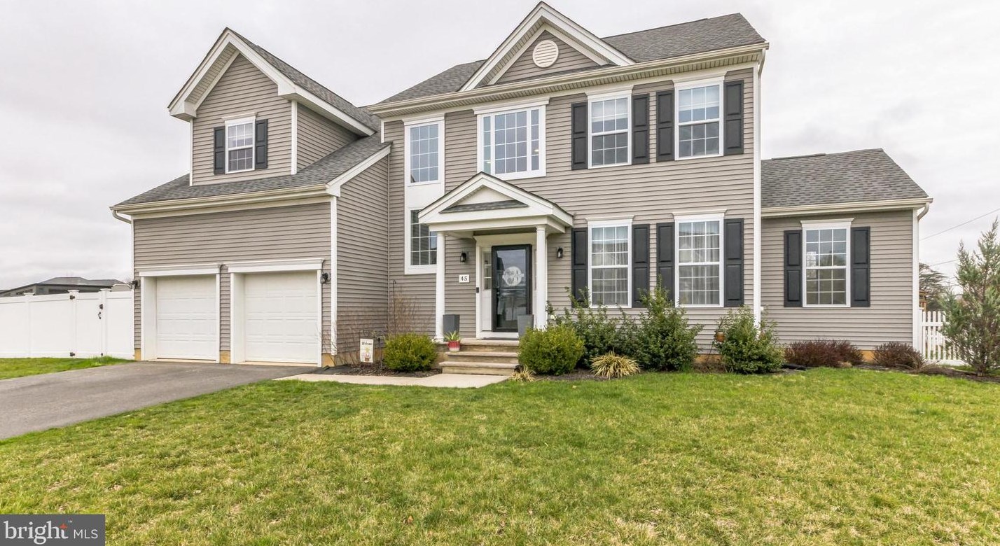 45 Stoneham Rd, Trenton, NJ 08638