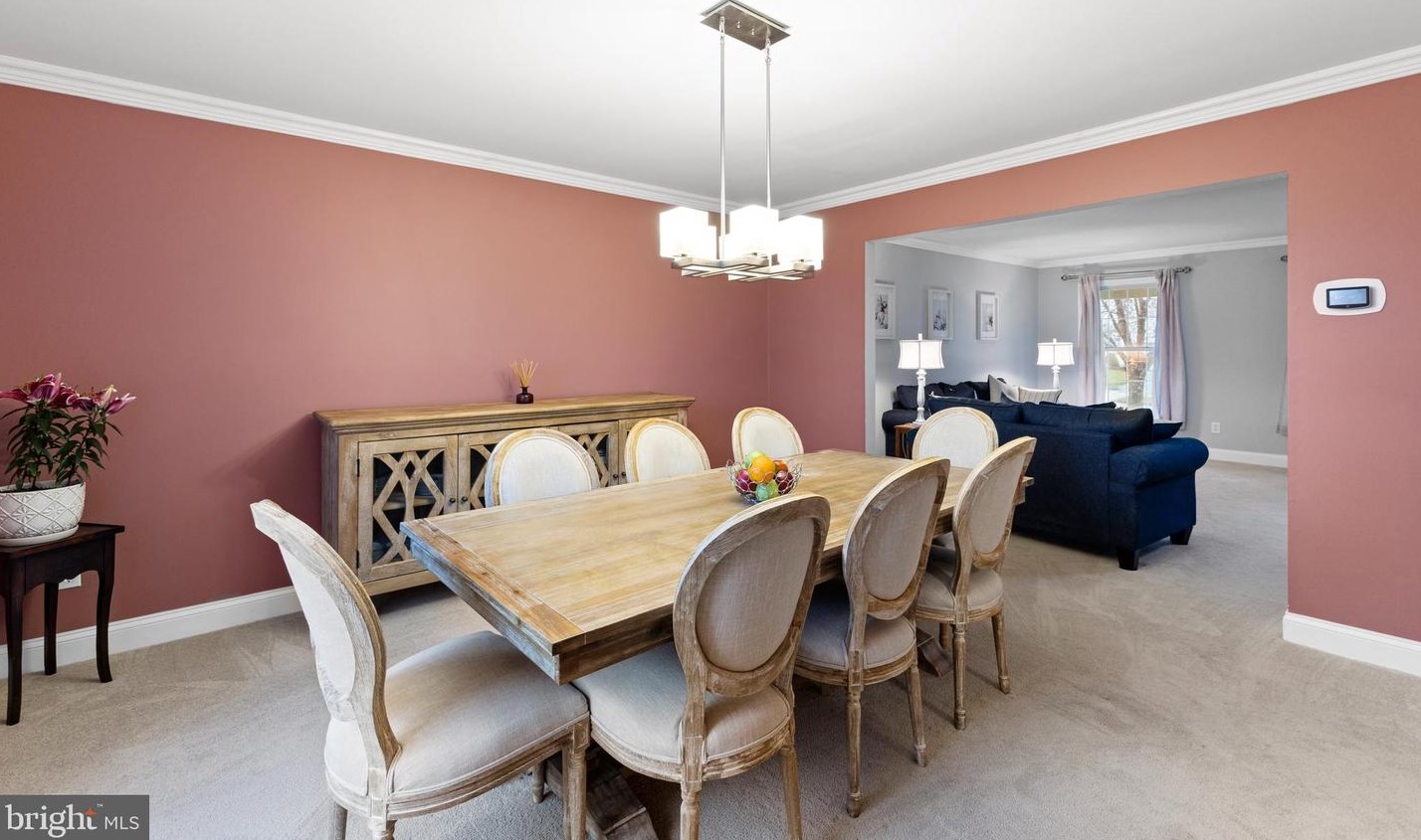 27 Andover Way, Trenton NJ 08610-1201 exterior