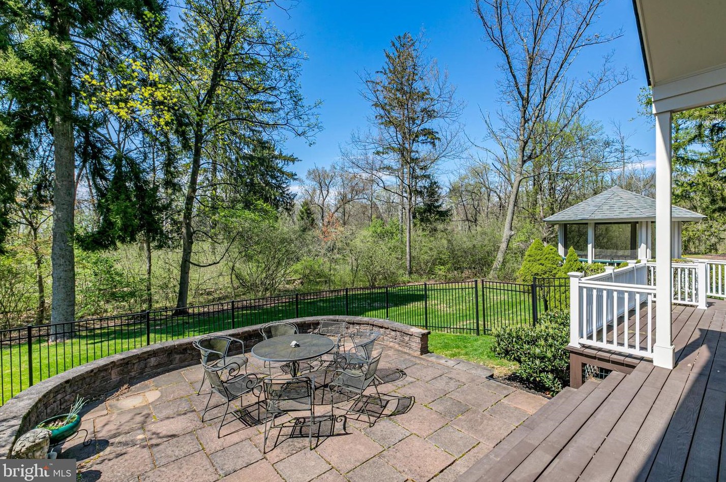 25 Brearly Rd, Princeton NJ  08540-6767 exterior