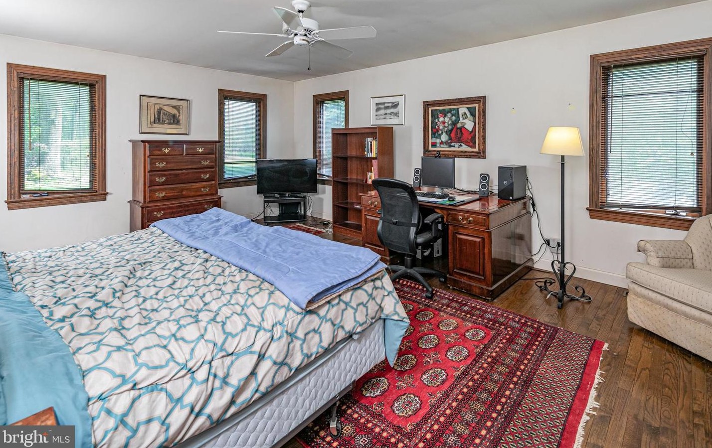 25 Brearly Rd, Princeton NJ  08540-6767 exterior