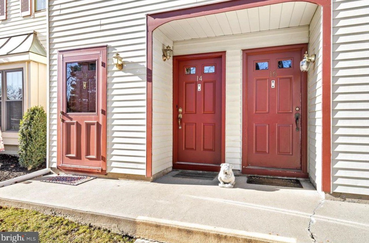 14 Wyndham Pl, Trenton, NJ 08691-3120
