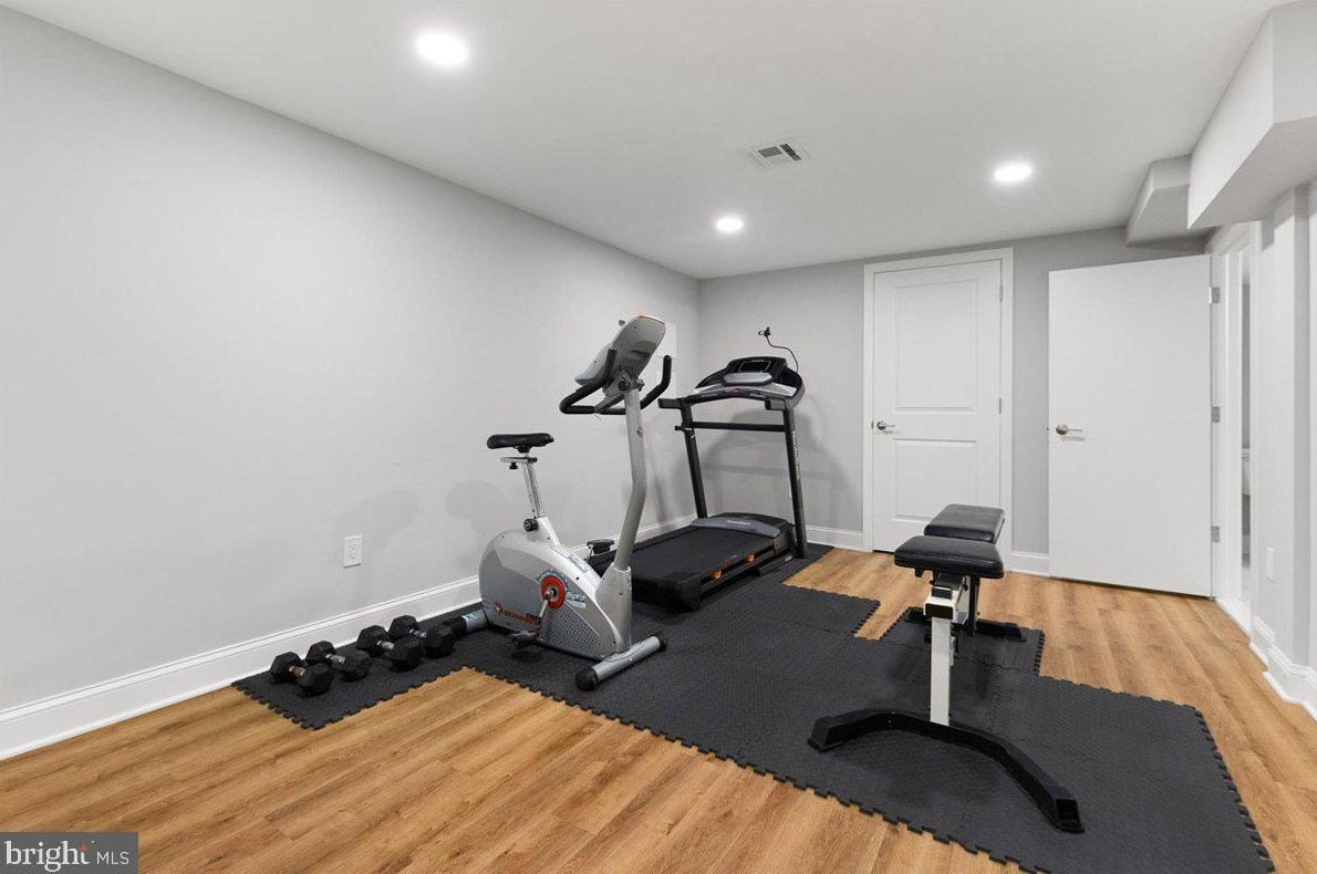107 Westcott Rd, Princeton NJ  08540-3061 exterior