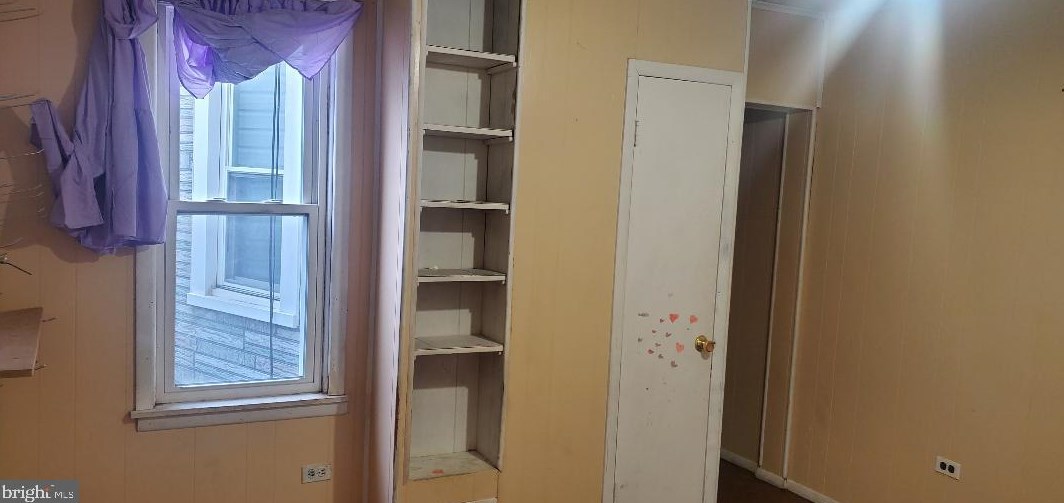 52 Randall Ave, Trenton NJ  08611-3106 exterior