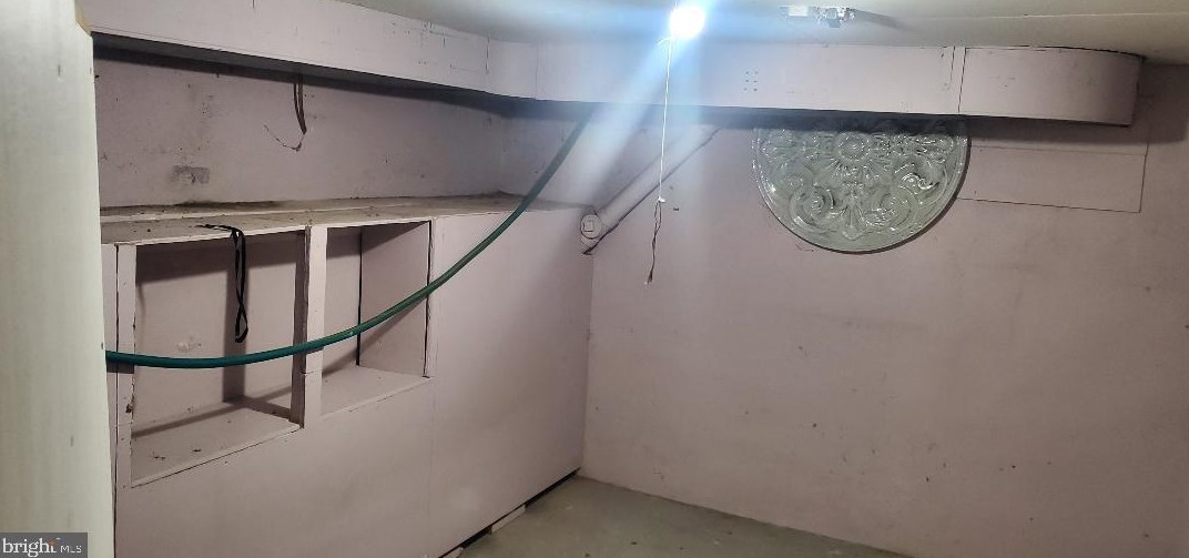 52 Randall Ave, Trenton NJ  08611-3106 exterior