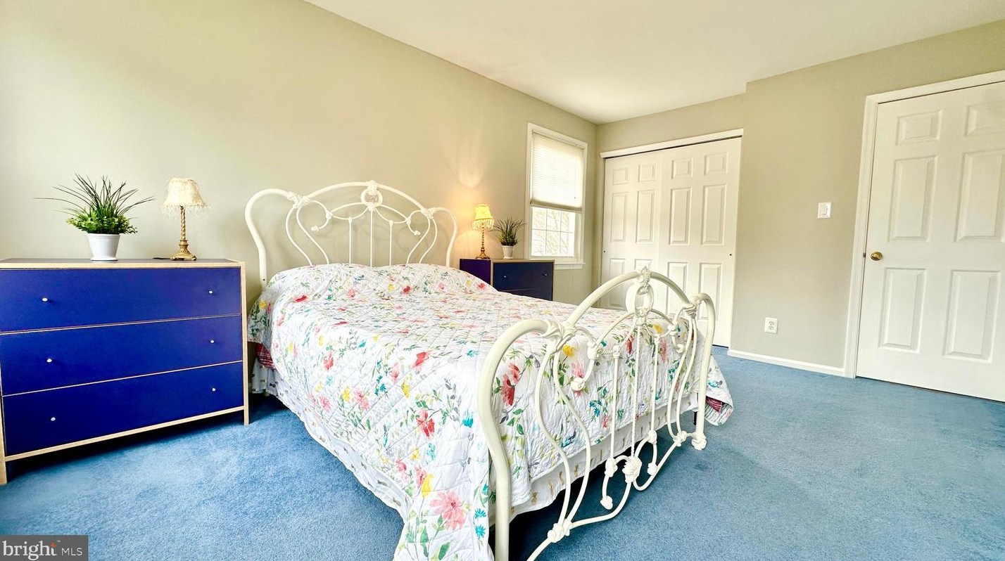 38 Winthrop Rd, Trenton NJ  08648-1559 exterior