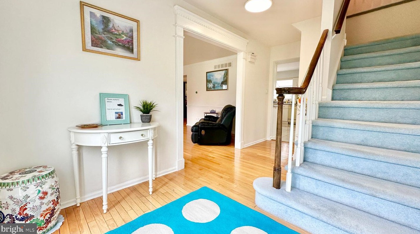 38 Winthrop Rd, Trenton NJ  08648-1559 exterior