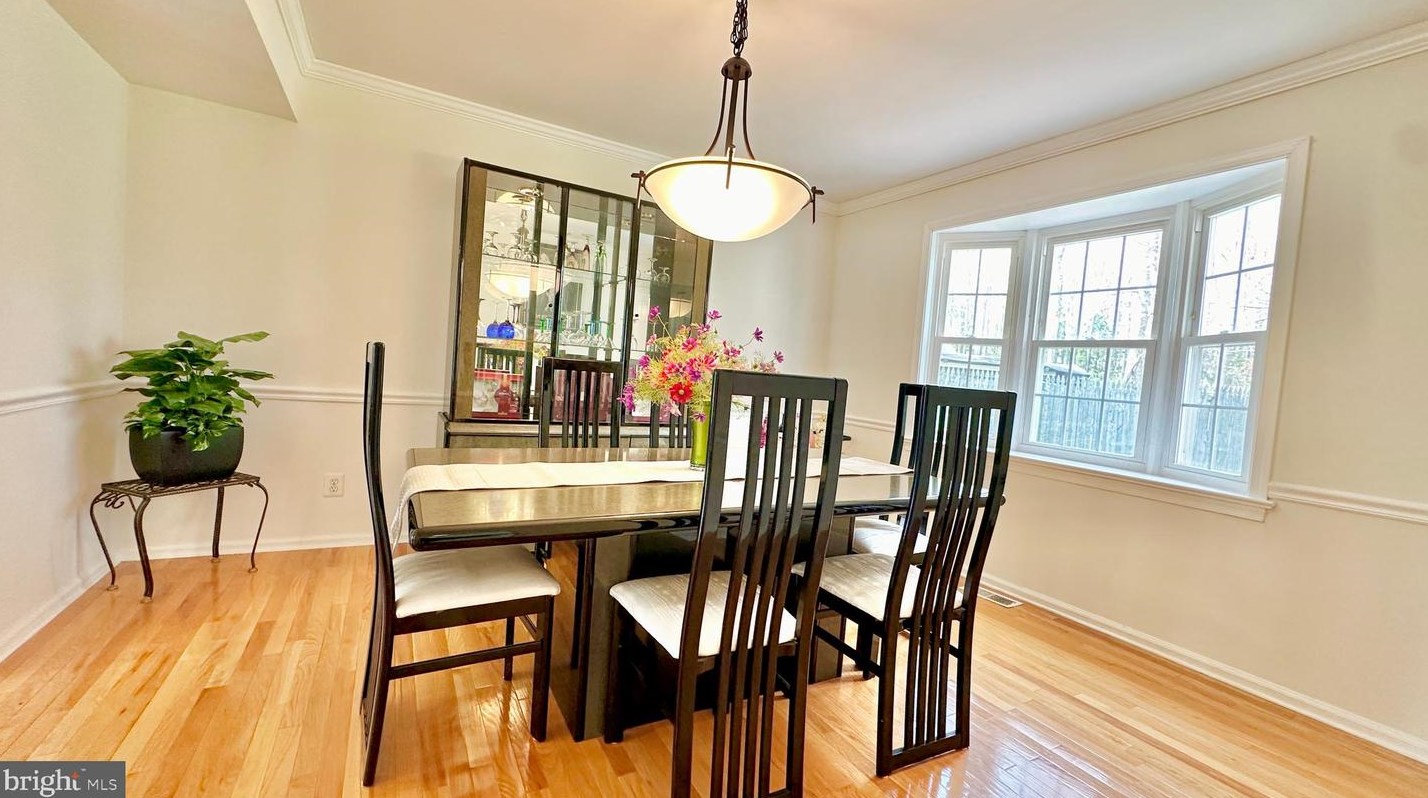 38 Winthrop Rd, Trenton NJ  08648-1559 exterior