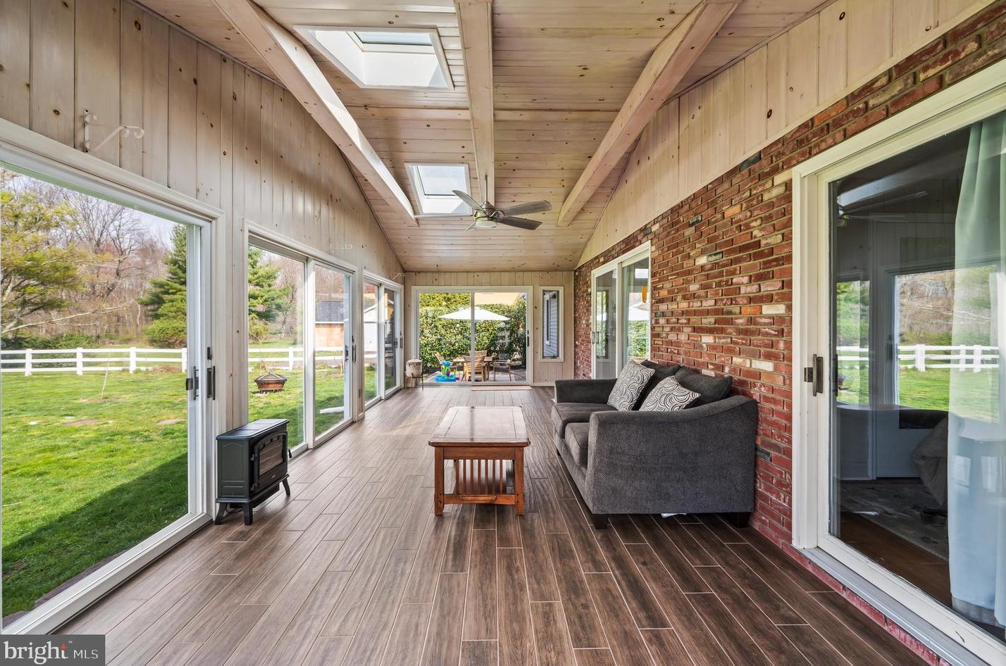 157 Carter Rd, Princeton NJ  08540-2113 exterior