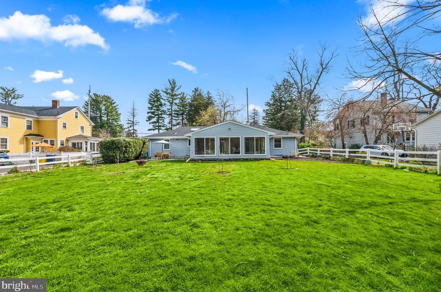 157 Carter Rd, Princeton NJ  08540-2113 exterior