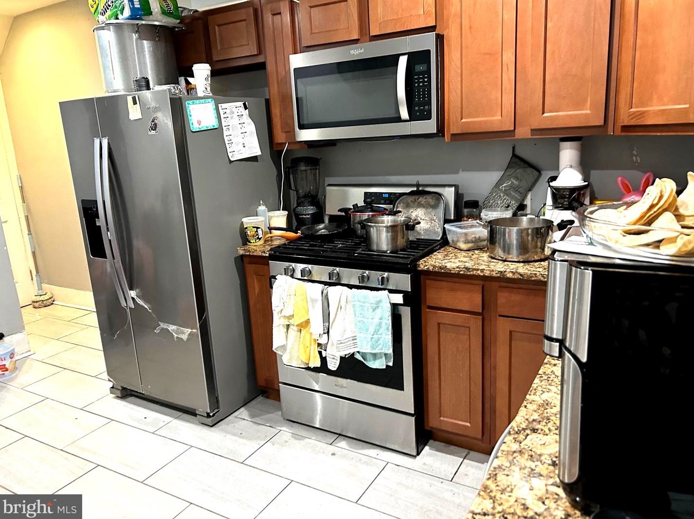 32 Commerce St, Trenton NJ  08618-3909 exterior