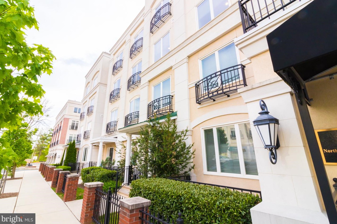 1 N Commerce Square #303, Trenton, NJ 08691